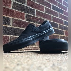 Vans Off The Wall Black Skateboarding Slip-on Shoes